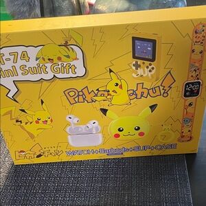 Pikachu Mini Suit Gift Set